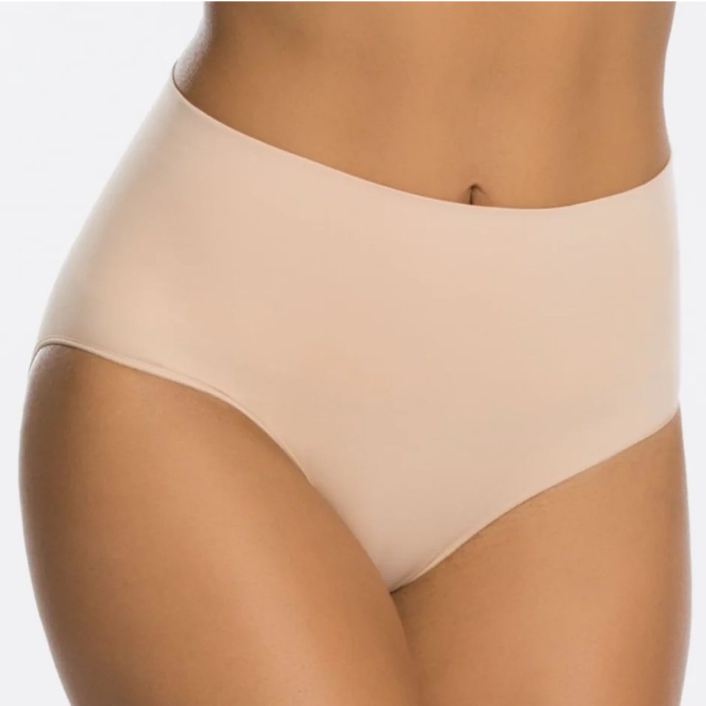 SPANX EVERYDAY SHAPING PANTIES BRIEF #SS0715 SIZE XS